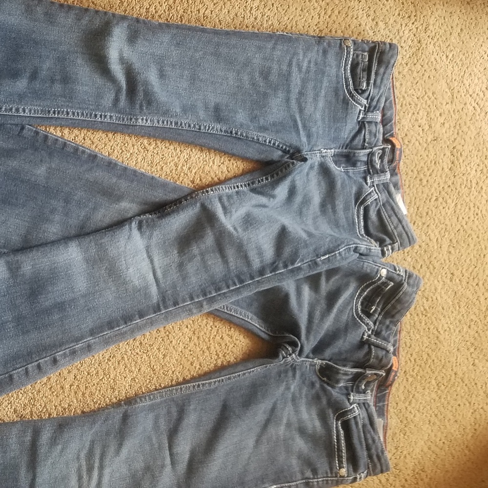 GIRLS LEVI JEANS